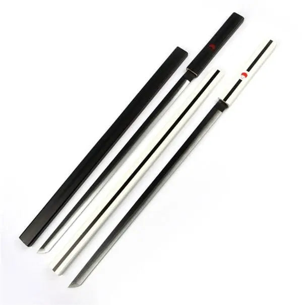Sasuke Uchihas weißes Kusanagi- Katana – Naruto Shippuden™